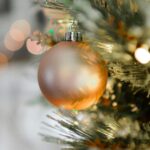 Świąteczny budżet 2025: ile wydać na święta, jak zaplanować wydatki i nie wpaść w długi?